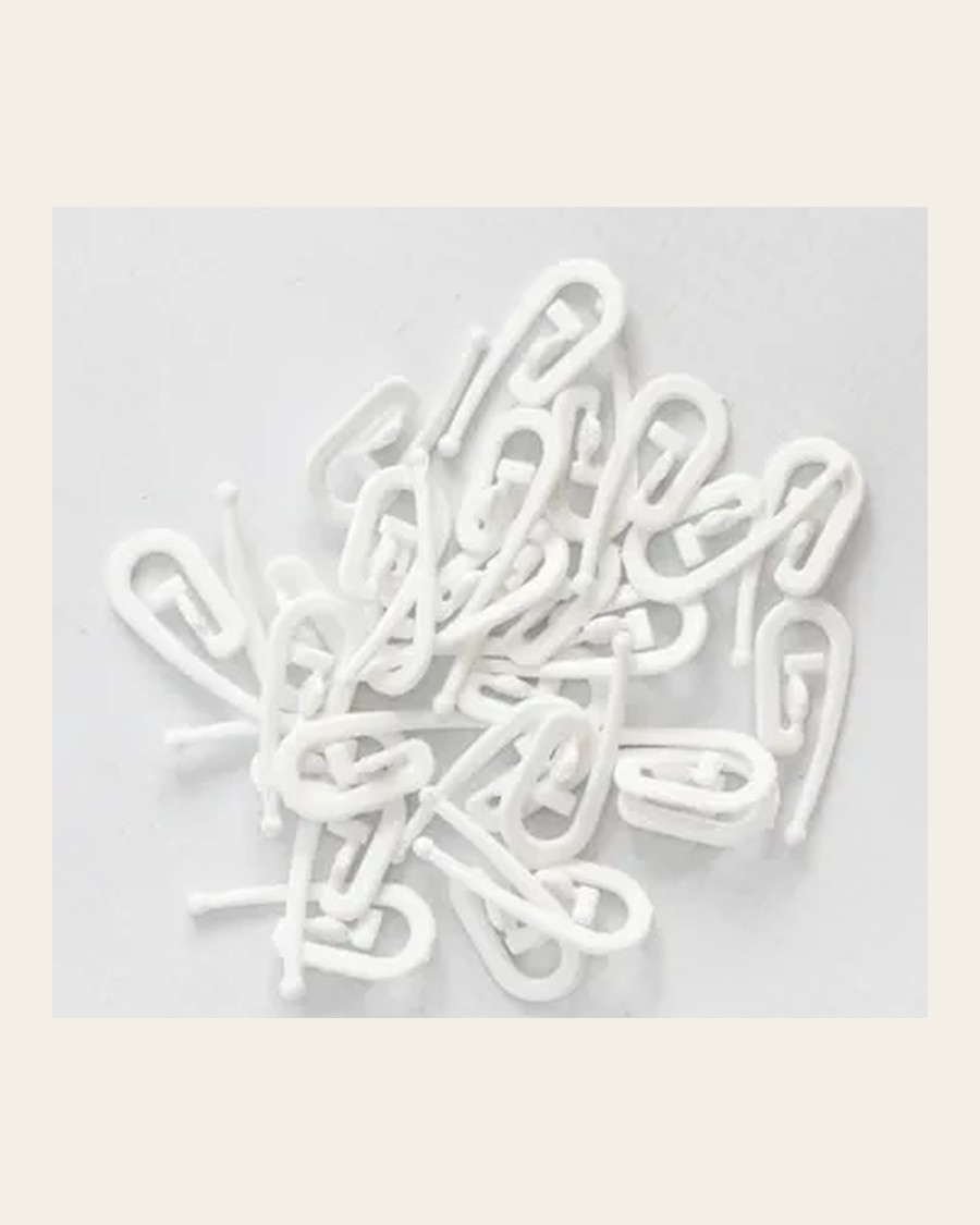 Curtain R6 Acetal Hooks in White
