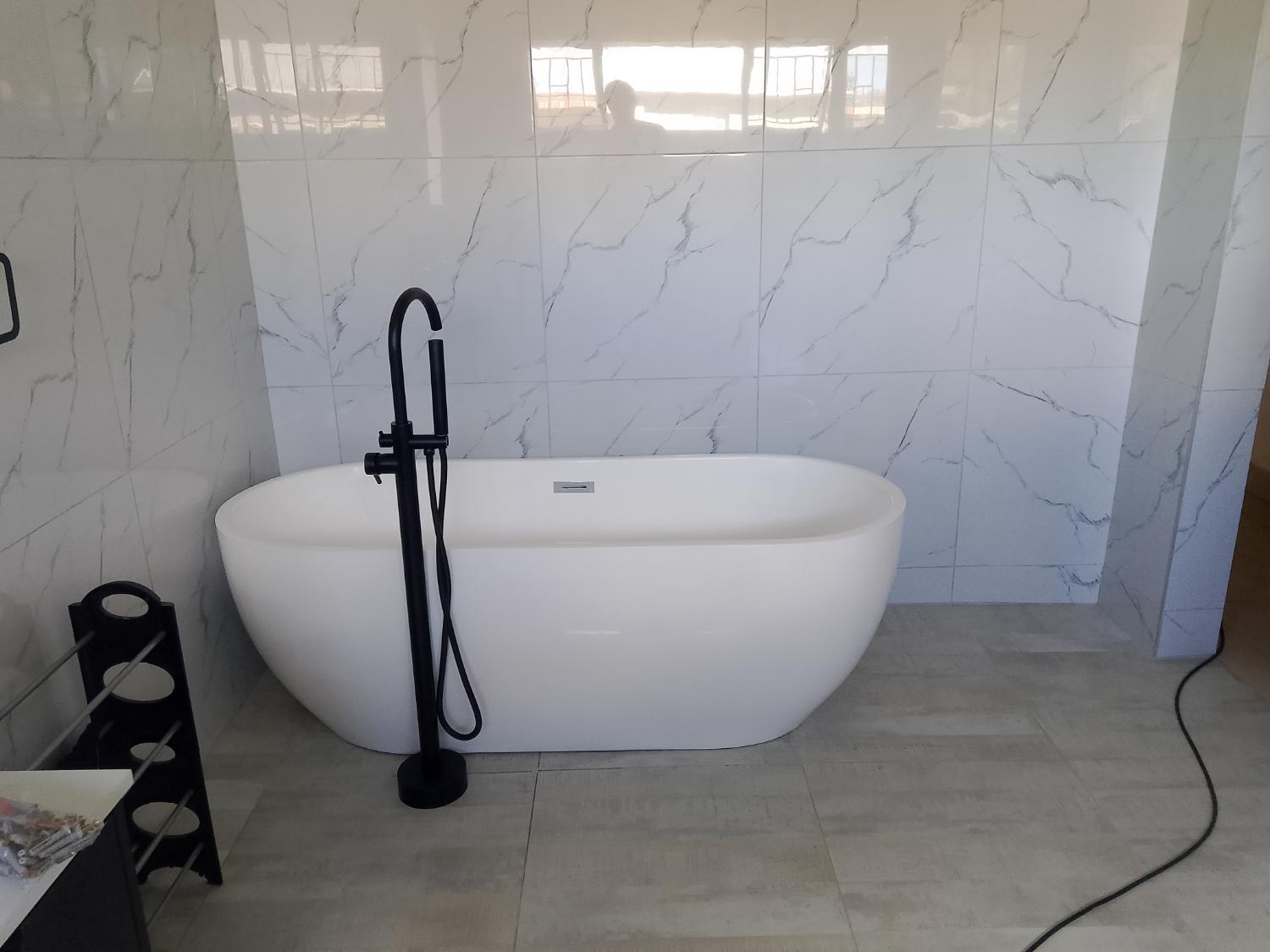 Lysa bath in the Mayberry ensuite